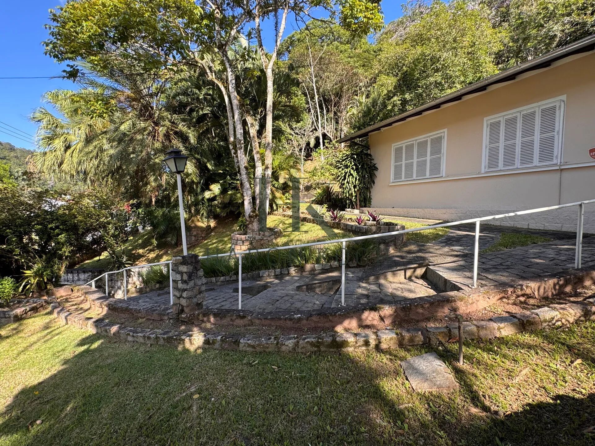 Casa Térrea | 5 Quartos | Próximo ao Centro — foto 3