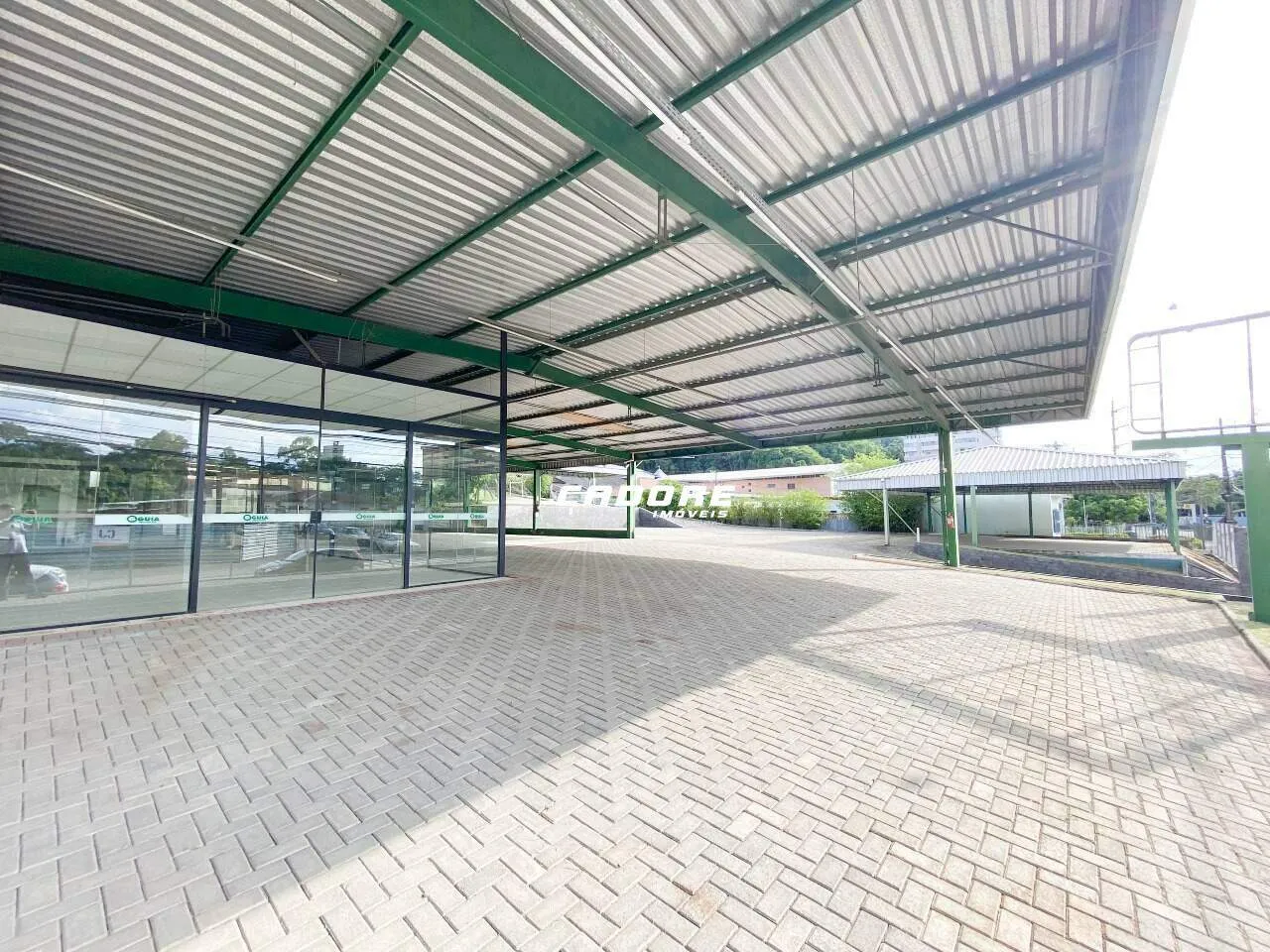 Loja à venda com 1 quarto, 5 vagas, 1520m² na região do bairro Velha, próximo à Rua João Pessoa, Blumenau — foto 2