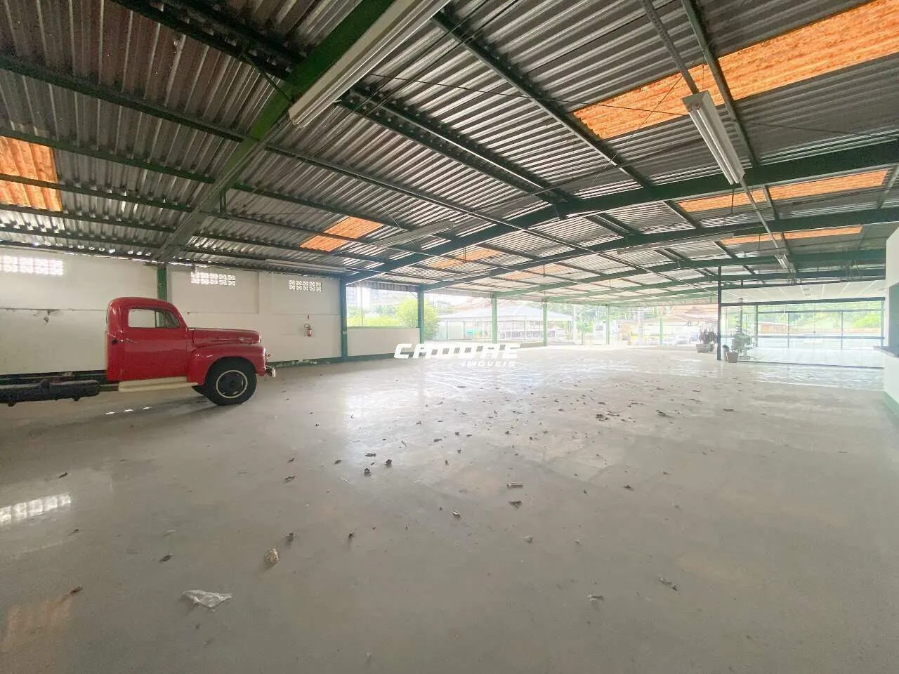 Loja à venda com 1 quarto, 5 vagas, 1520m² na região do bairro Velha, próximo à Rua João Pessoa, Blumenau — foto 3
