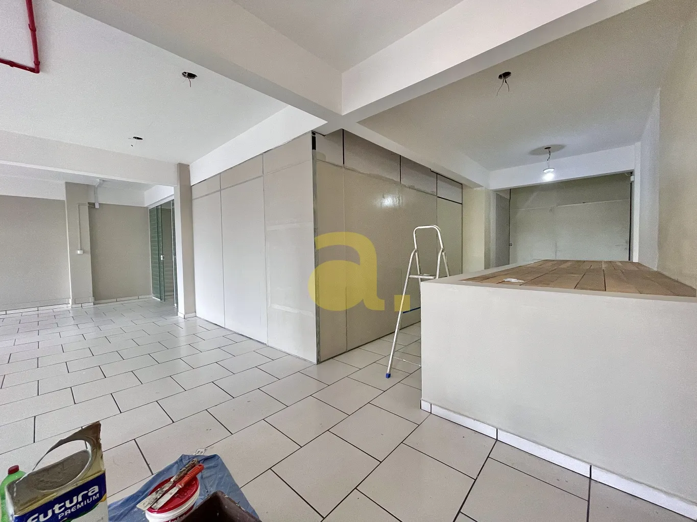 SALA COMERCIAL BAIRRO AGUA VERDE - 300m — foto 7