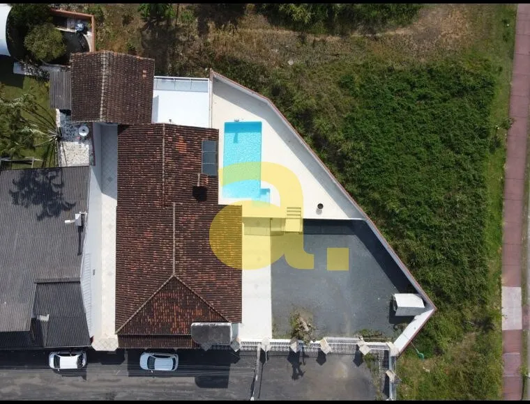 EXCELENTE CASA EM AMPLO TERRENO - BAIRRO VELHA, BLUMENAU — foto 2