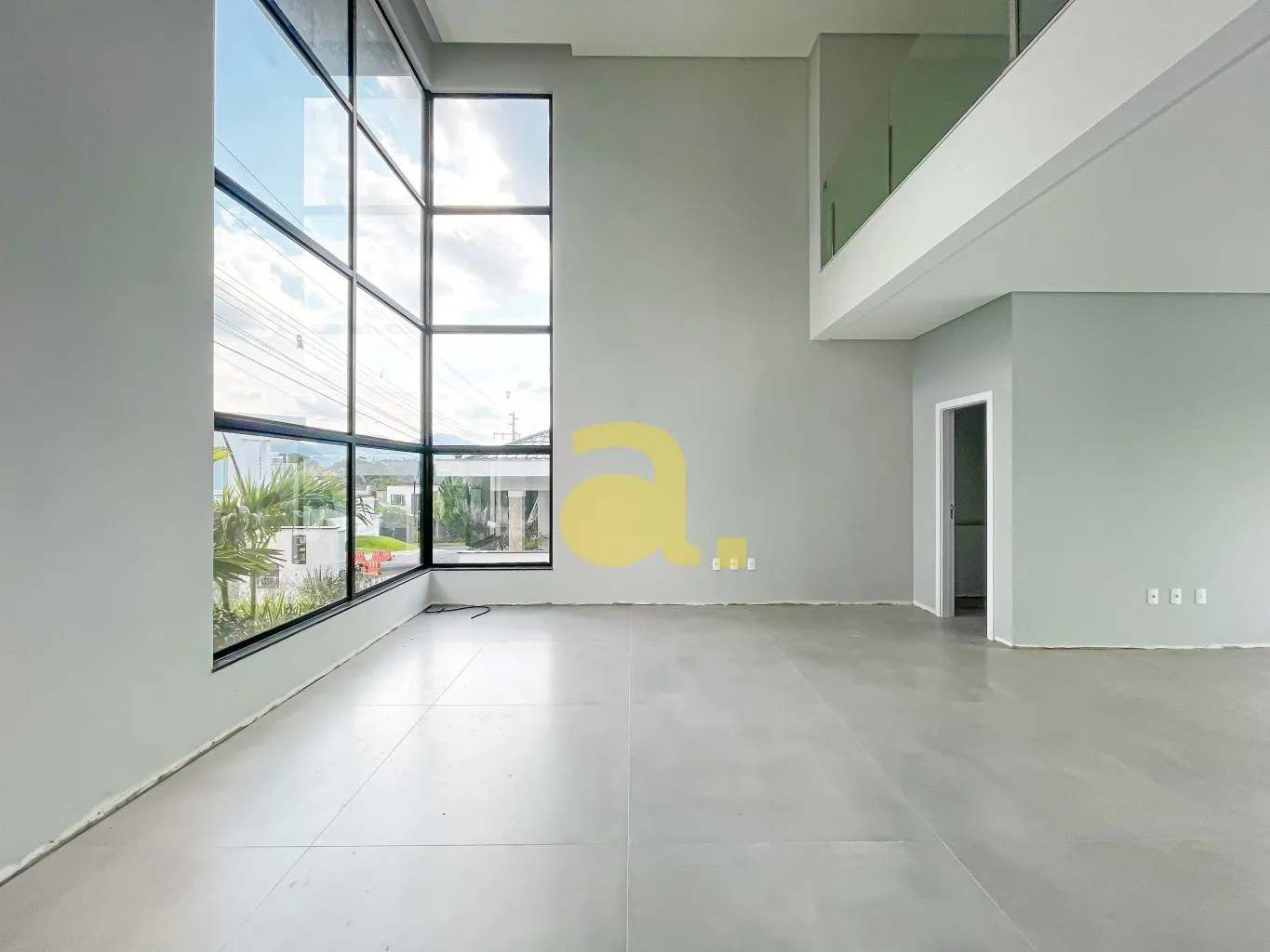 CASA DE ALTO PADRÃO À VENDA NO GOLDEN PARK, ITOUPAVA CENTRAL EM BLUMENAU — foto 4