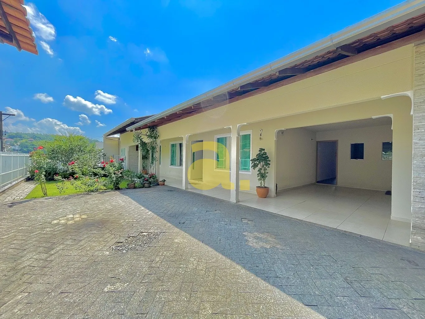 AMPLA CASA A VENDA - BAIRRO ESCOLA AGRÍCOLA, BLUMENAU — foto 3