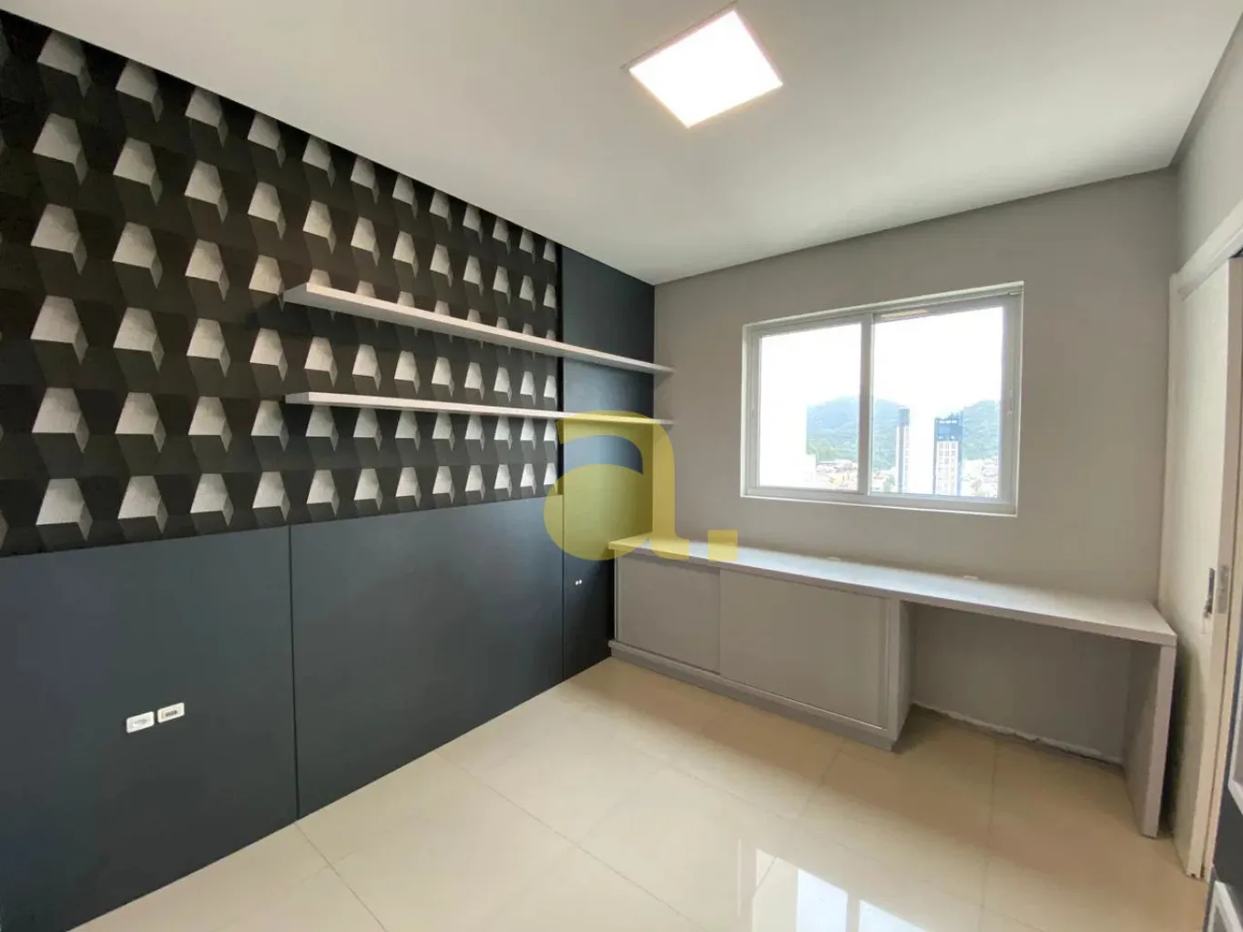 APARTAMENTO ESPAÇOSO COM MÓVEIS PLANEJADOS BAIRRO PIONEIROS - BALNEÁRIO CAMBORIÚ!! - foto 1