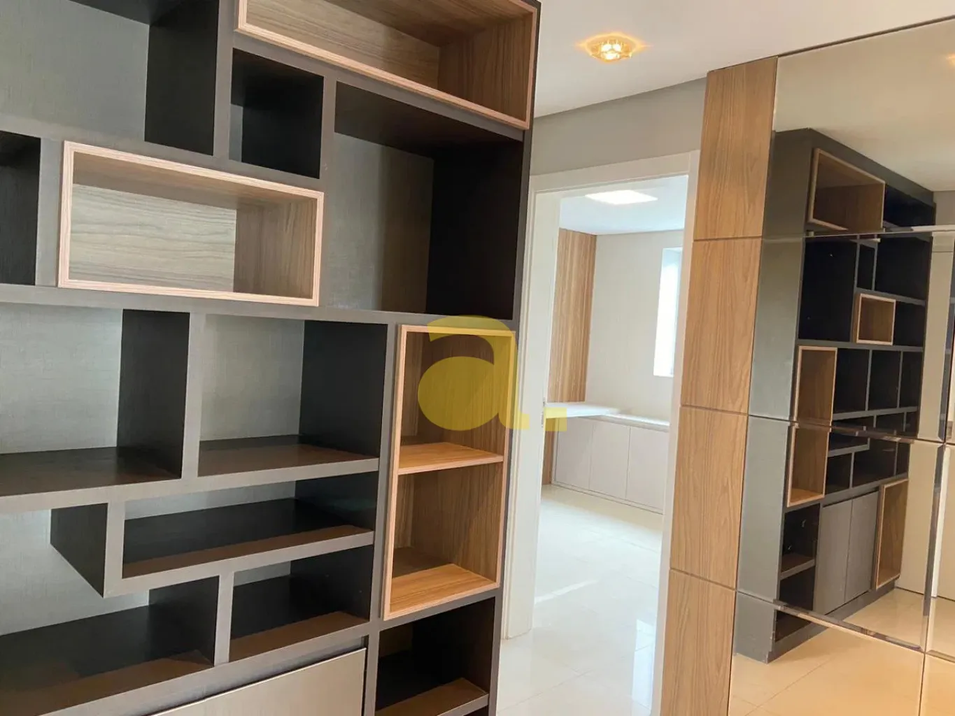 APARTAMENTO ESPAÇOSO COM MÓVEIS PLANEJADOS BAIRRO PIONEIROS - BALNEÁRIO CAMBORIÚ!! — foto 2