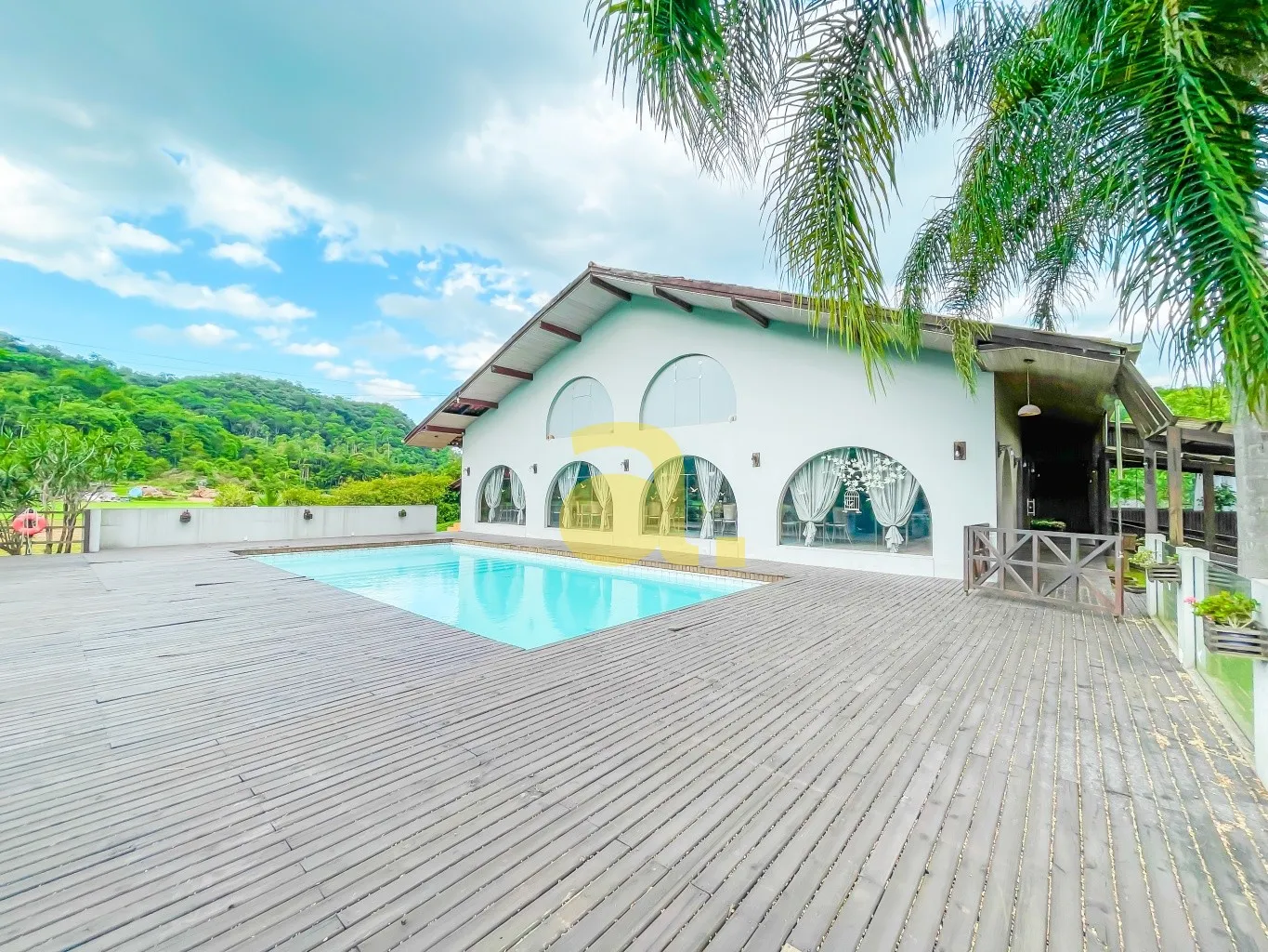 Imóvel Rural à venda com 8 quartos e 2 suítes, 99 vagas, 20000m² no Itoupavazinha, Blumenau - foto 1