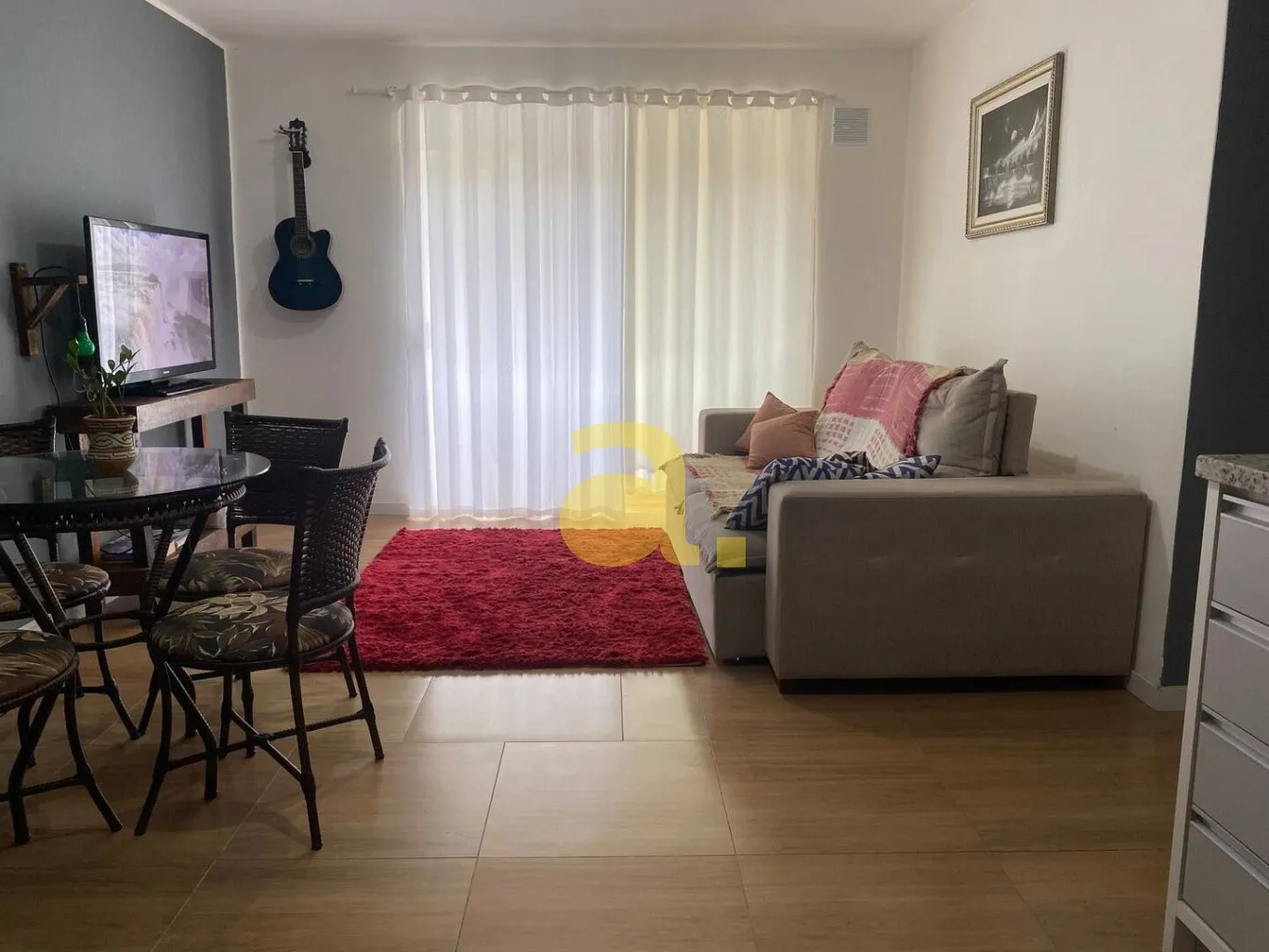 APARTAMENTO SEMI MOBILIADO NO CENTRO DE BLUMENAU — foto 2