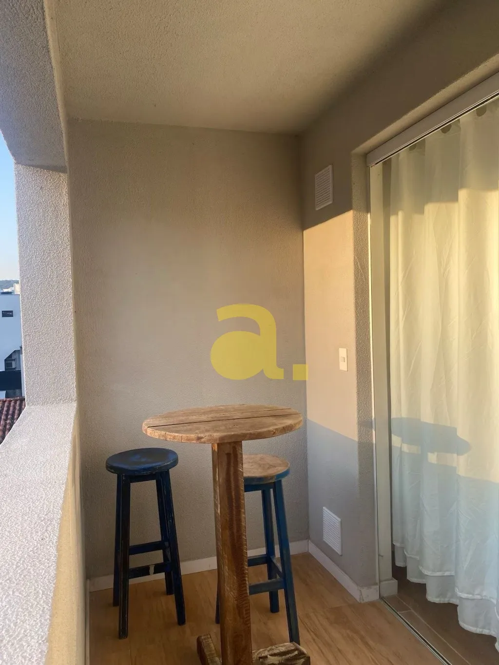 APARTAMENTO SEMI MOBILIADO NO CENTRO DE BLUMENAU — foto 6