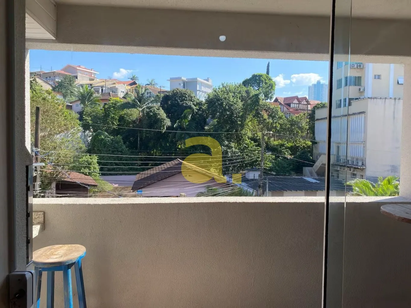 APARTAMENTO SEMI MOBILIADO NO CENTRO DE BLUMENAU — foto 7