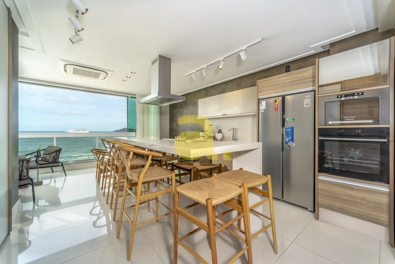 APARTAMENTO FRENTE MAR - BALNEÁRIO CAMBORIÚ — foto 4