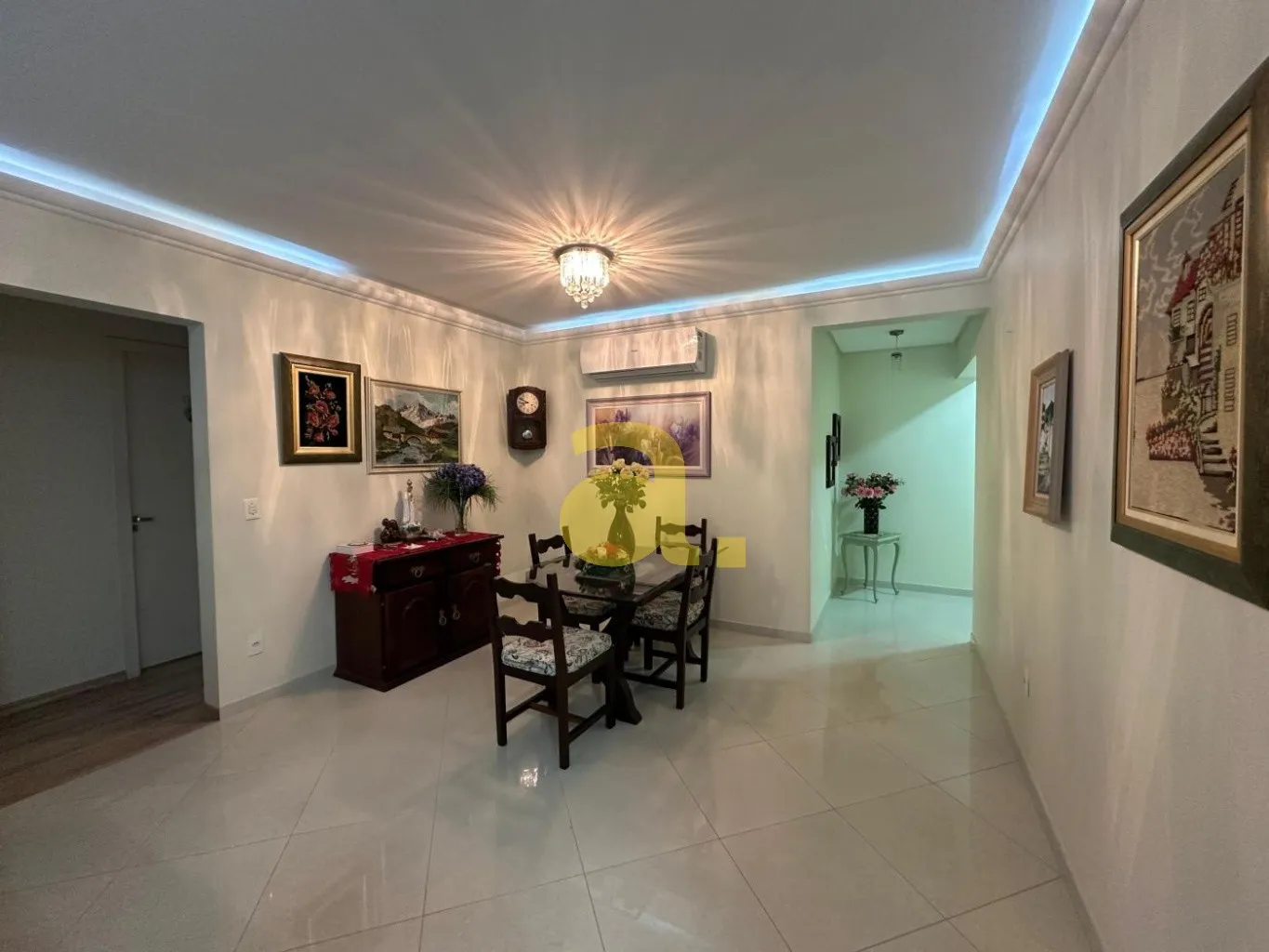 APARTAMENTO MOBILIADO COM TRÊS SUÍTES NO BAIRRO BOM RETIRO — foto 3