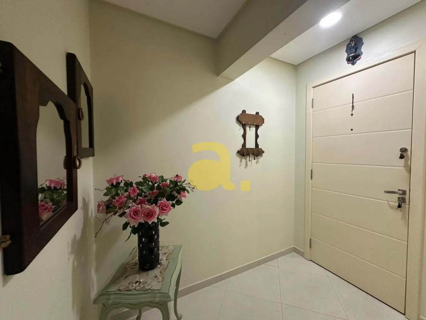 APARTAMENTO MOBILIADO COM TRÊS SUÍTES NO BAIRRO BOM RETIRO — foto 7