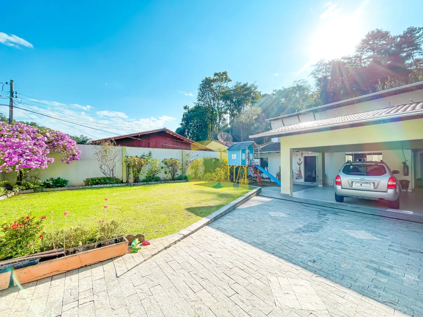 Casa averbada de 4 quartos na Escola Agrícola, Blumenau - foto 1
