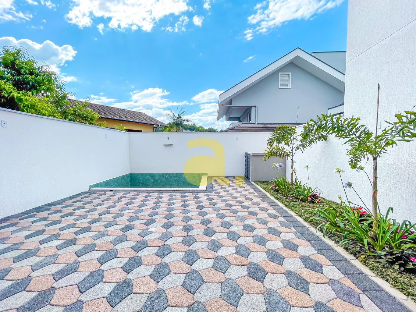 Sobrado Triplex com piscina na Escola Agrícola, Blumenau — foto 4