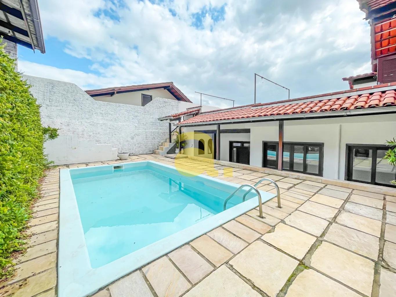 Casa exclusiva com piscina e terraço no Bairro Escola Agrícola, Blumenau - foto 1