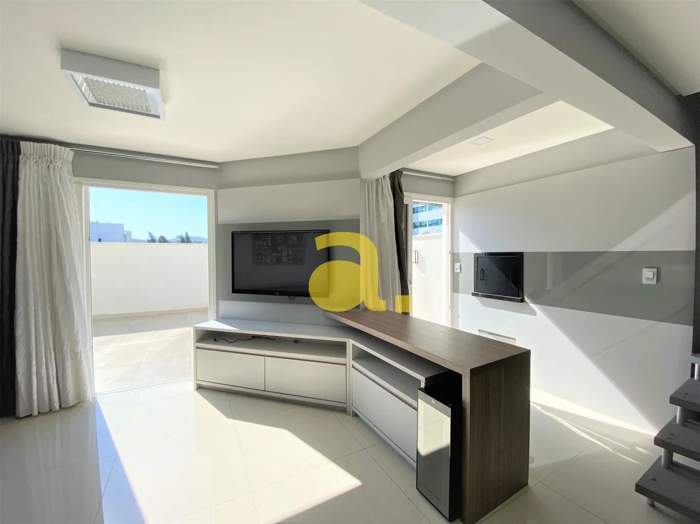 Apartamento duplex mobiliado, na Rua Nereu Ramos em Blumenau. — foto 7