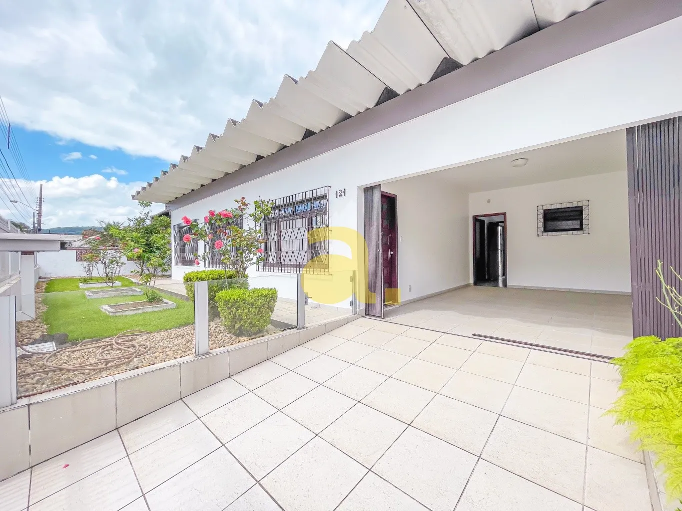 Casa térrea no bairro Água Verde, Blumenau — foto 2