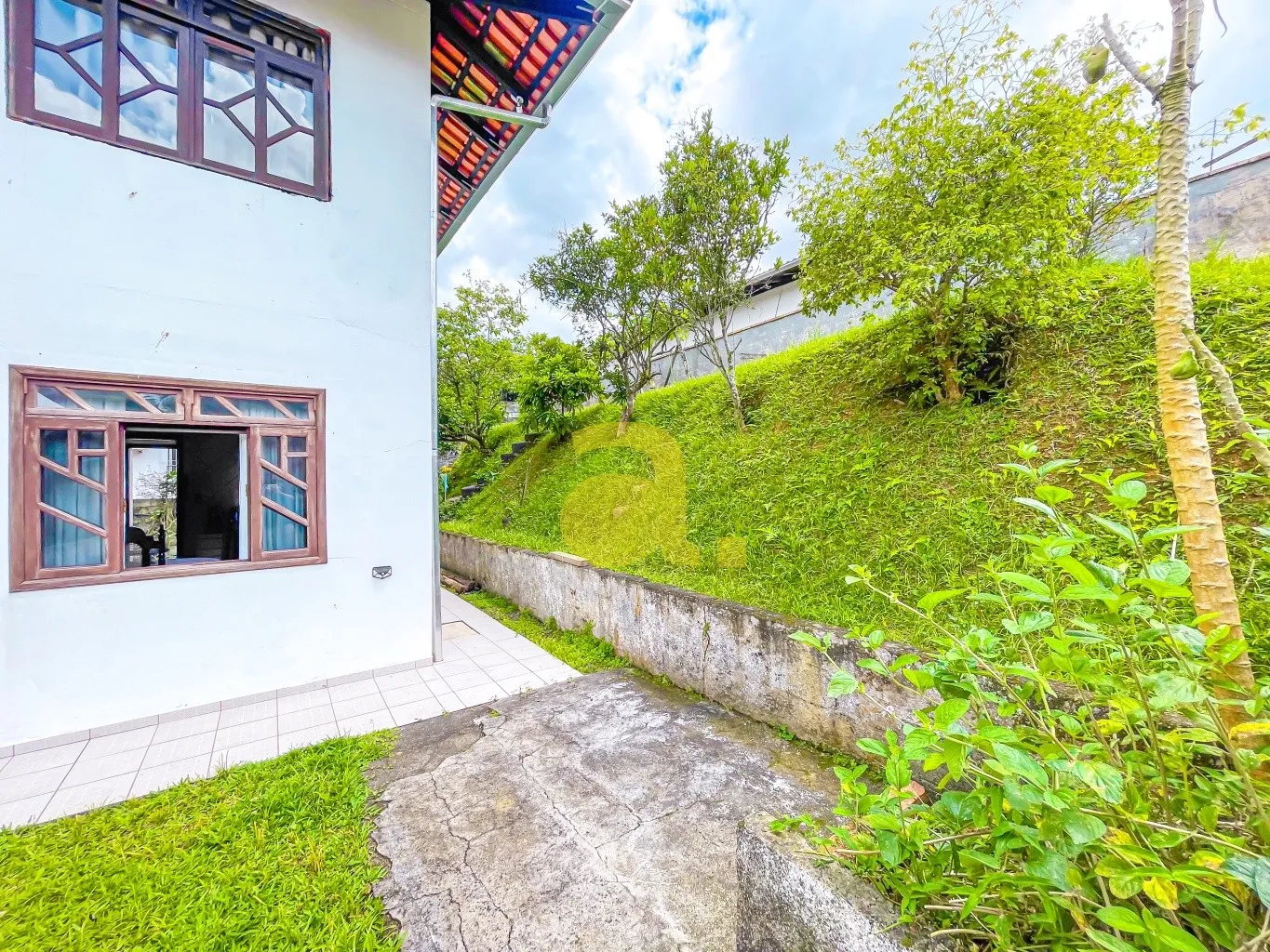 CASA EM TERRENO DE ESQUINA NO BAIRRO FORTALEZA, BLUMENAU — foto 6