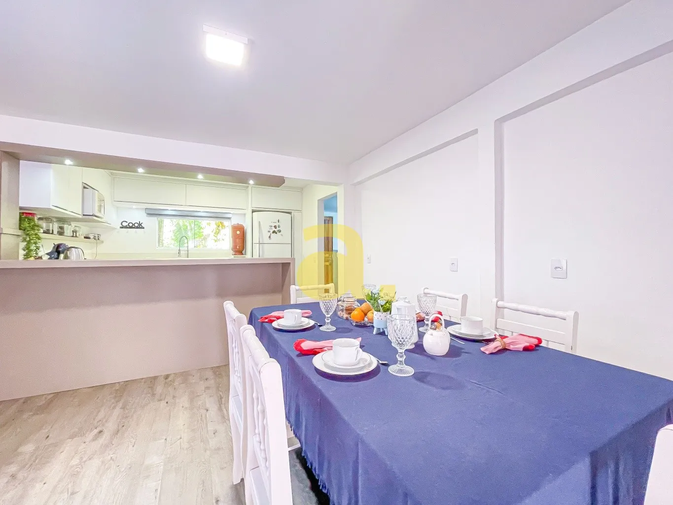 CASA A APENAS 900 METROS DA VILA GERMÂNICA! — foto 4