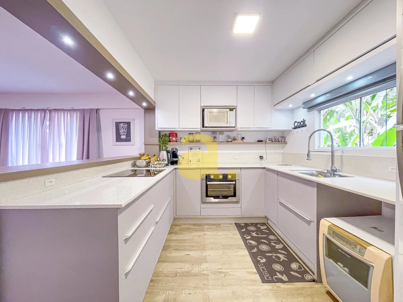 CASA A APENAS 900 METROS DA VILA GERMÂNICA! — foto 6