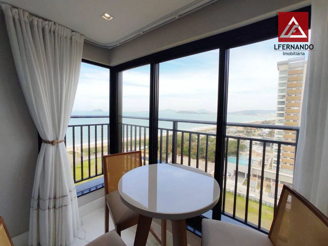 Apartamento mobiliado com 3 dormitórios, sendo 1 suíte à venda, 89 m por R$ 1.890.000 - Itacolomi - Balneário Piçarras/SC - foto 1
