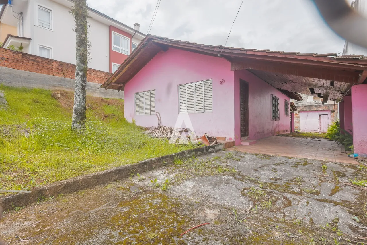 Terreno a venda no bairro Saguaçu, em Joinville - R$750.000,00 - foto 1