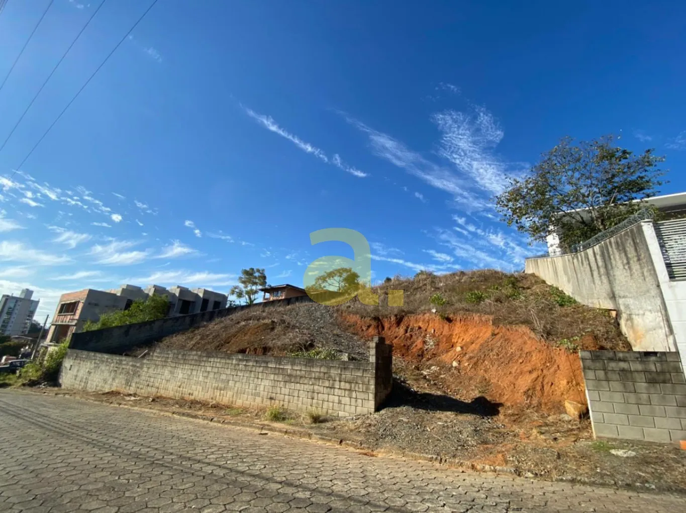 TERRENO COM 1300M LOCALIZADO NO BAIRRO ESCOLA AGRÍCOLA. — foto 3