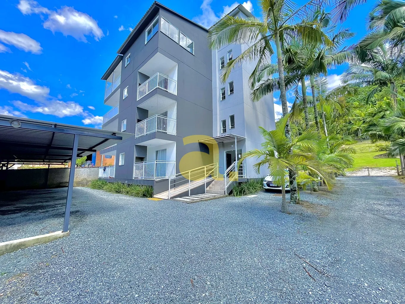 PRÉDIO RESIDENCIAL A VENDA COM OITO APARTAMENTOS - BAIRRO PROGRESSO - BLUMENAU/SC — foto 2