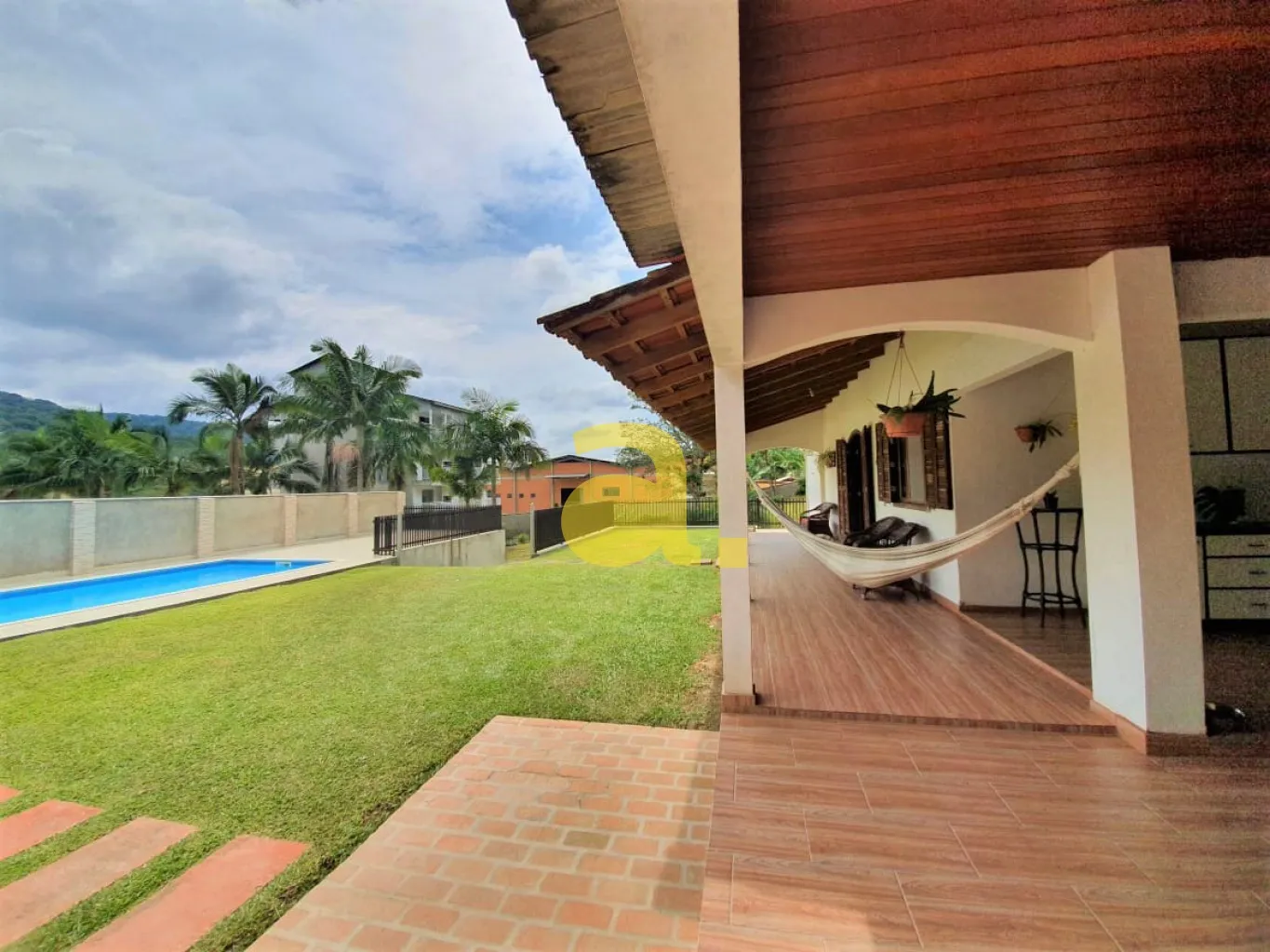 LINDA CASA COM PISCINA LOCALIZADA NO BAIRRO PROGRESSO, VENHA CONHECER !!!!! — foto 2