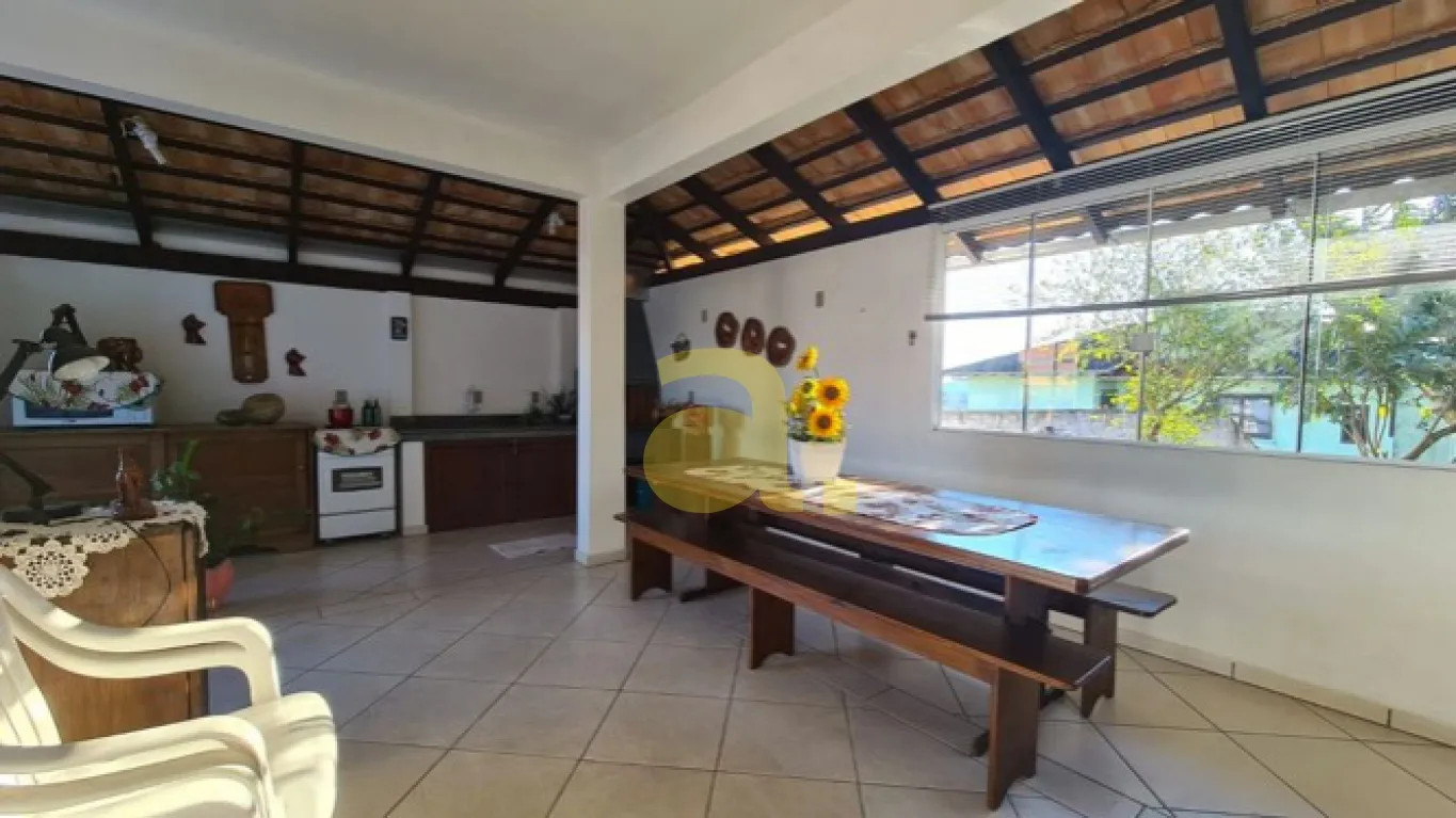 CASA MOBILIADA COM EDÍCULA E TERRENO DE 610 m . — foto 3