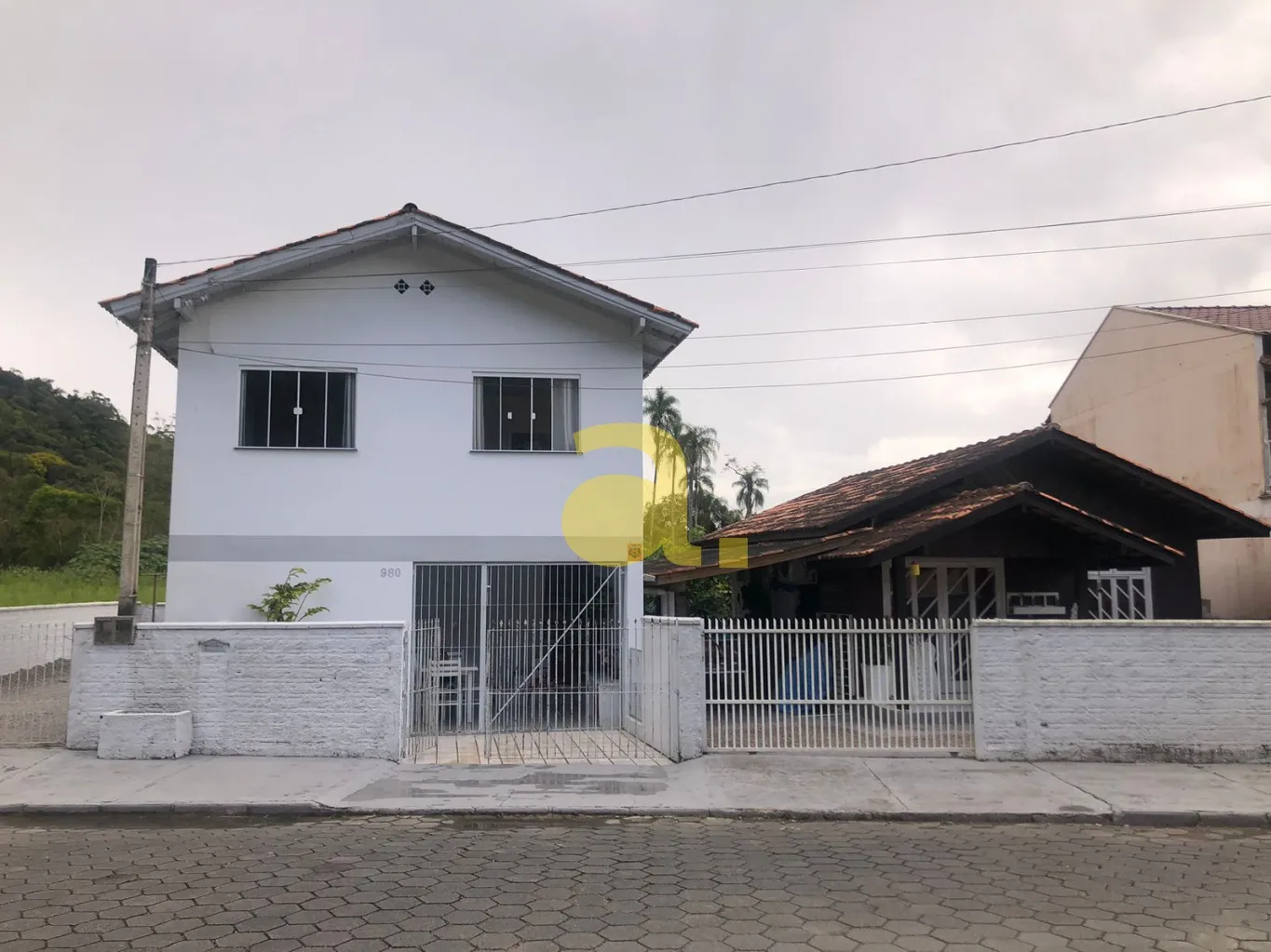 EXCELENTE TERRENO COM 396,00m EDIFICADO COM DUAS CASAS NO BAIRRO BELA VISTA - foto 1