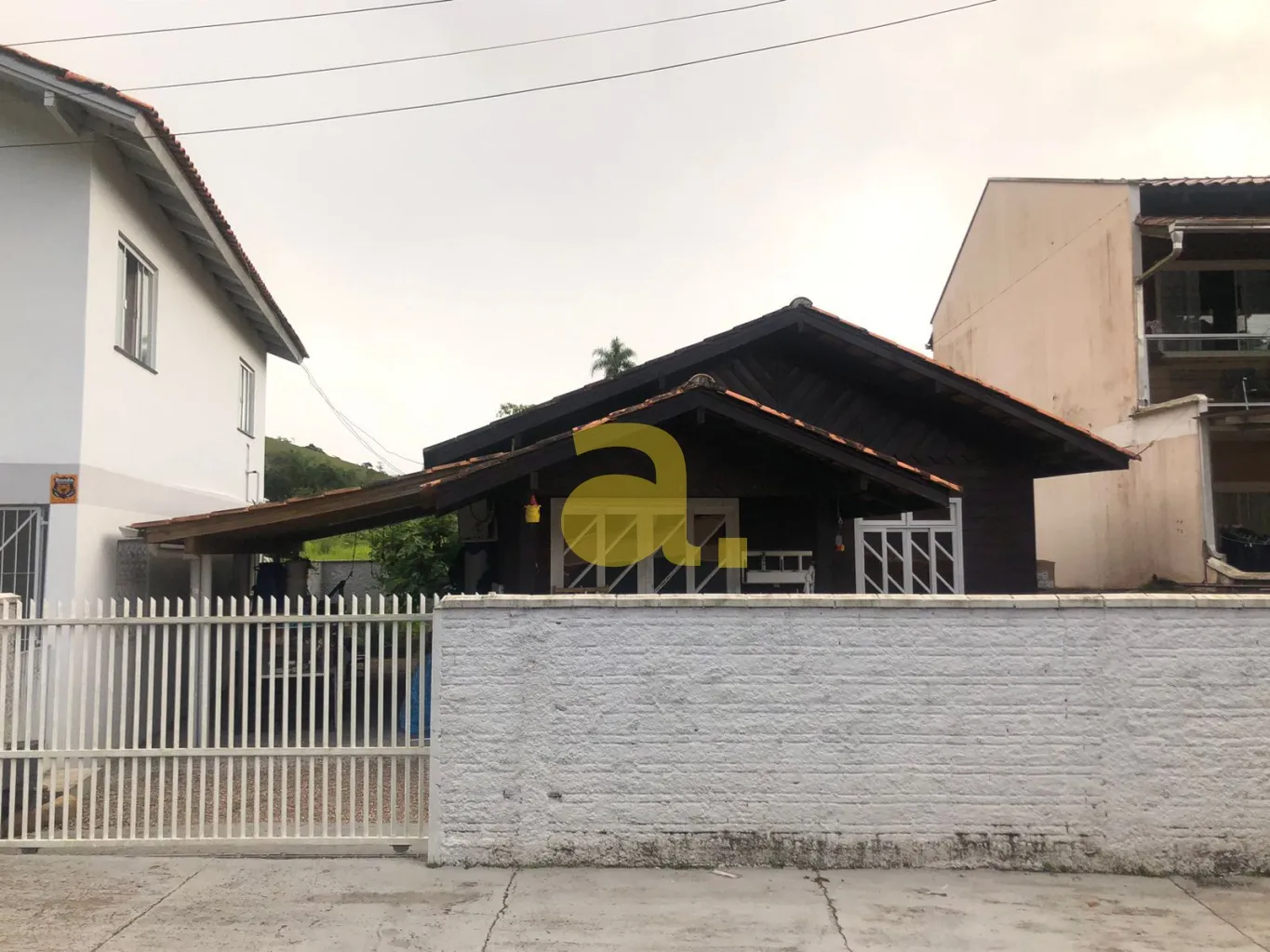 EXCELENTE TERRENO COM 396,00m EDIFICADO COM DUAS CASAS NO BAIRRO BELA VISTA — foto 7