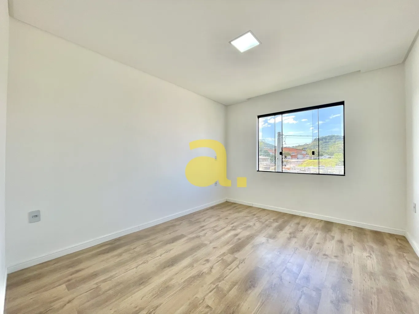 ÚLTIMA UNIDADE - SOBRADO DIFERENCIADO EM GASPAR C/ 6,5M DE FRENTE — foto 7