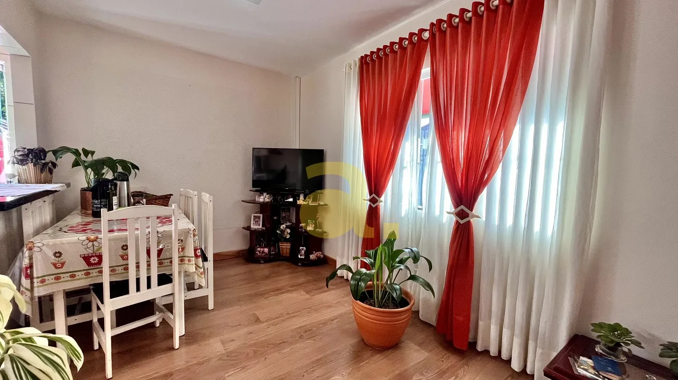 CASA EM TERRENO DE 570M NO BAIRRO ÁGUA VERDE EM BLUMENAU — foto 4