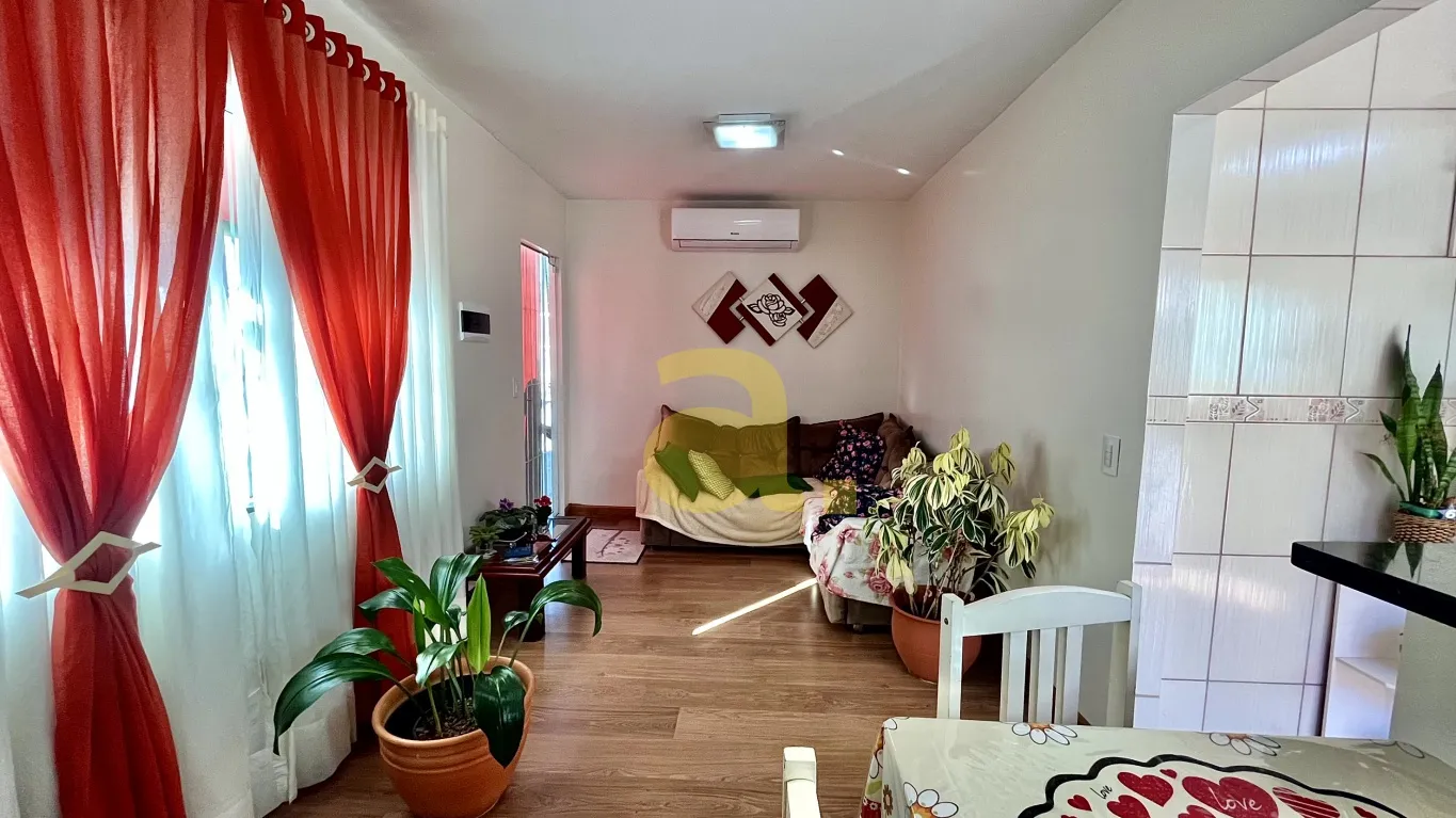 CASA EM TERRENO DE 570M NO BAIRRO ÁGUA VERDE EM BLUMENAU — foto 6