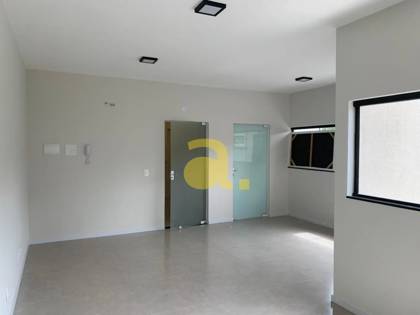 SALA COMERCIAL A VENDA NA ITOUPAVA CENTRAL EM BLUMENAU — foto 4