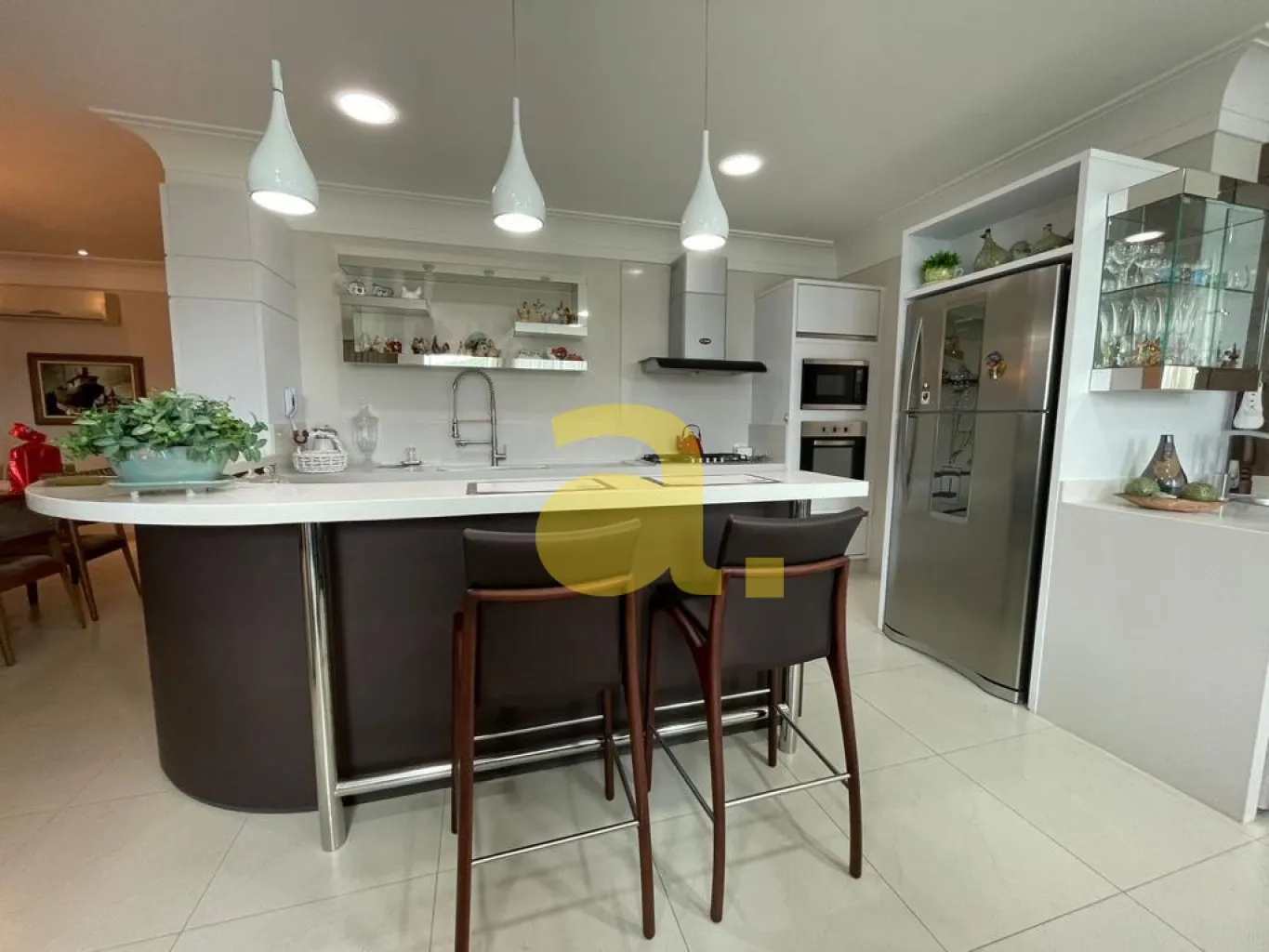 APARTAMENTO À VENDA 3 SUITES, CENTRO DE BALNEÁRIO CAMBORIÚ — foto 5