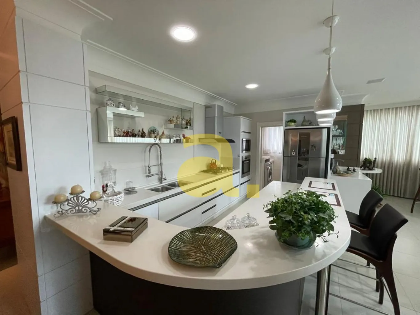 APARTAMENTO À VENDA 3 SUITES, CENTRO DE BALNEÁRIO CAMBORIÚ — foto 6