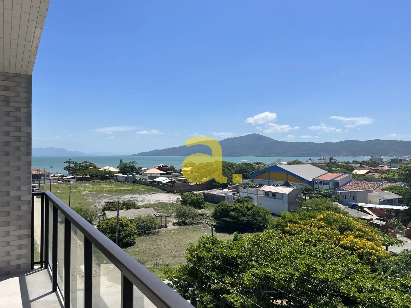 Cobertura duplex a 150 metros da praia em Canto Grande-Bombinhas. — foto 3