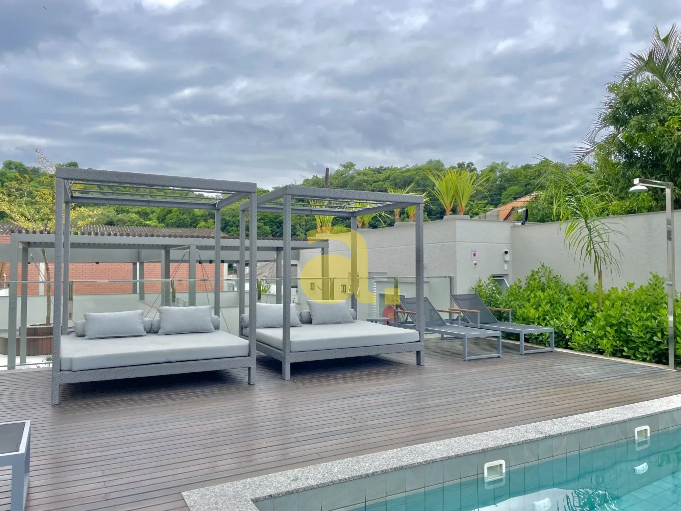 APARTAMENTO COM 3 SUÍTES NA ESCOLA AGRICOLA — foto 2
