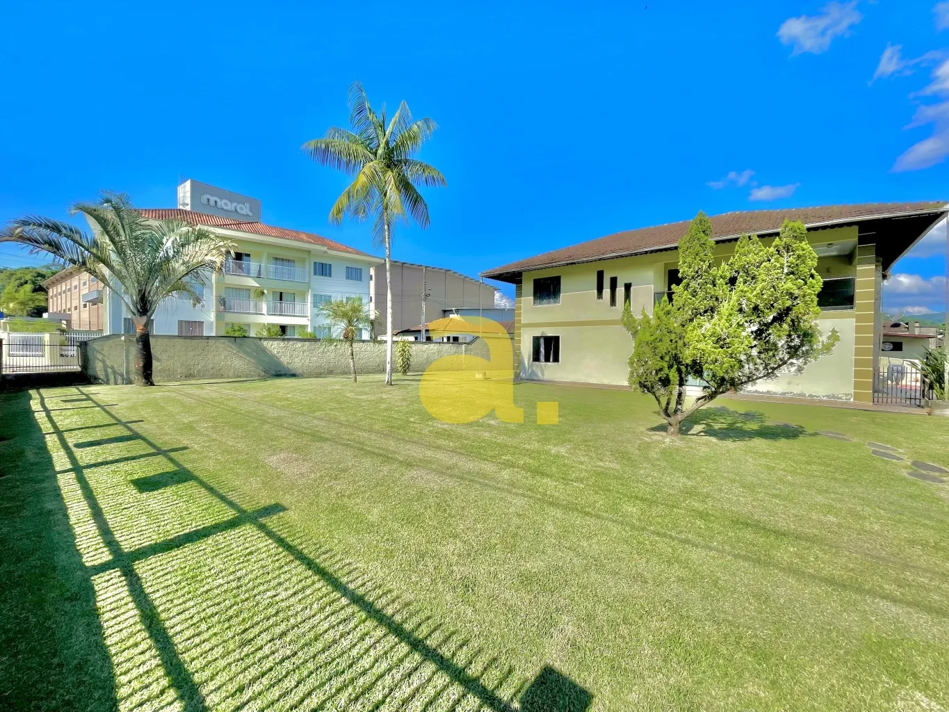 Casa com terreno amplo e piscina a venda em Pomerode! — foto 2
