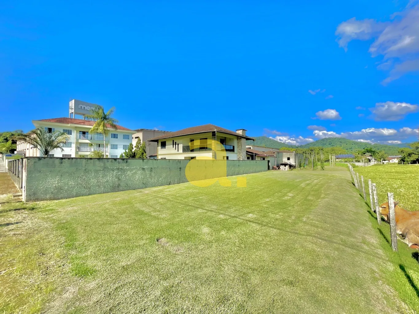 Casa com terreno amplo e piscina a venda em Pomerode! — foto 7