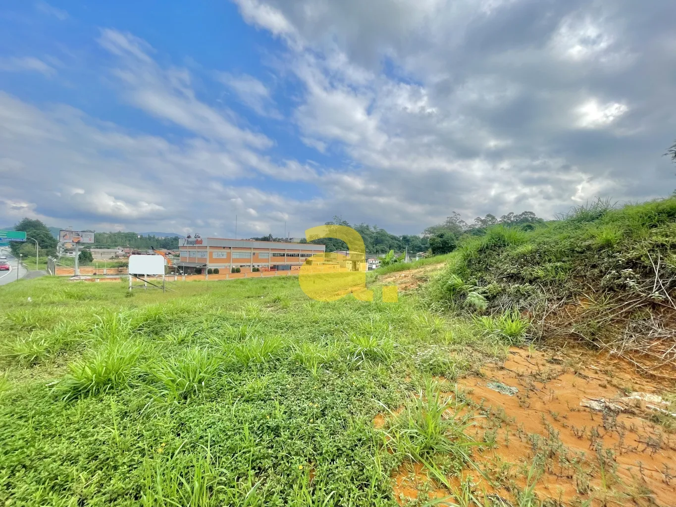 LOTE/TERRENO A VENDA NA MARGINAL DA VIA EXPRESSA, BAIRRO FORTALEZA, EM BLUMENAU — foto 3