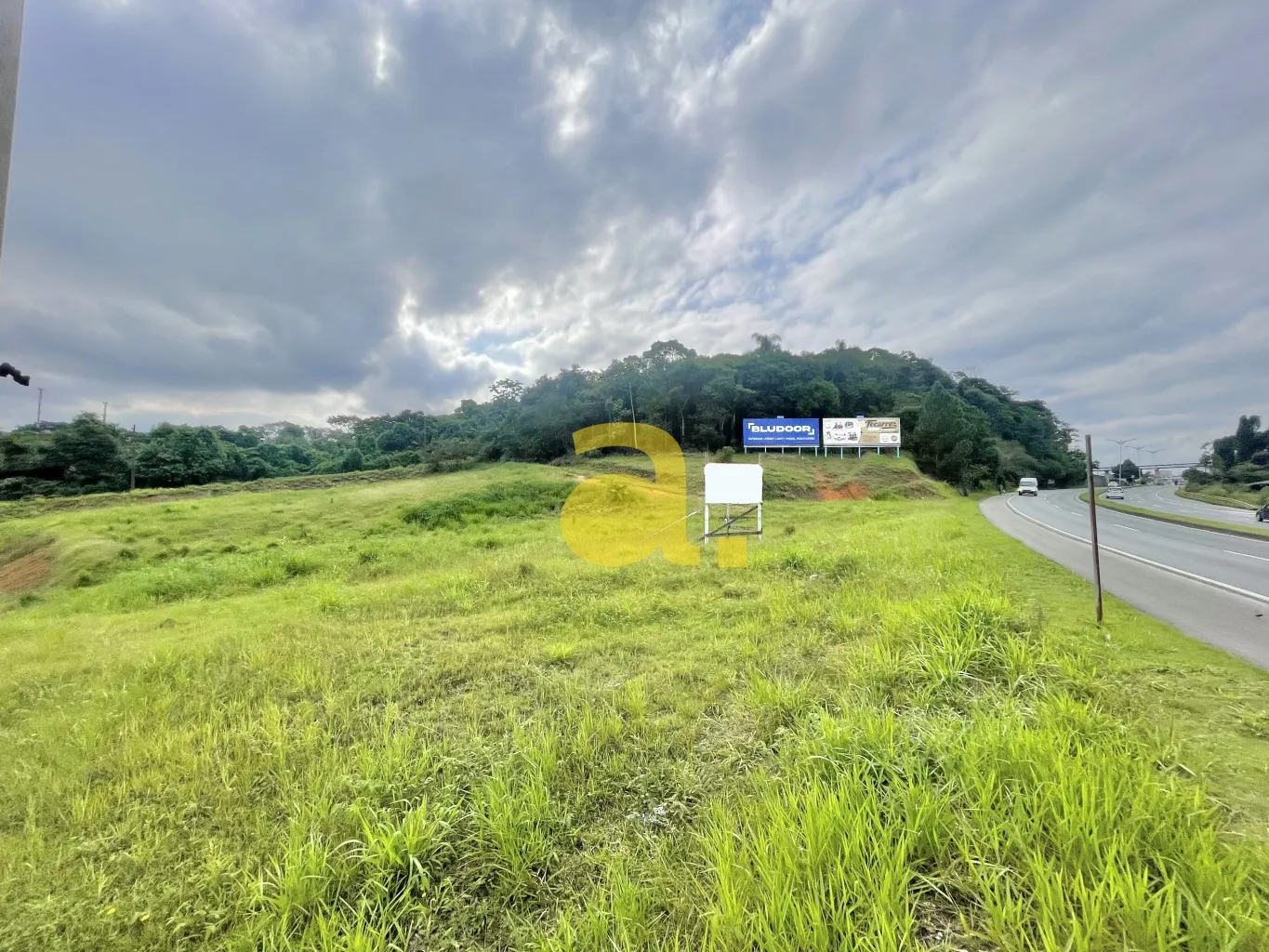LOTE/TERRENO A VENDA NA MARGINAL DA VIA EXPRESSA, BAIRRO FORTALEZA, EM BLUMENAU — foto 6