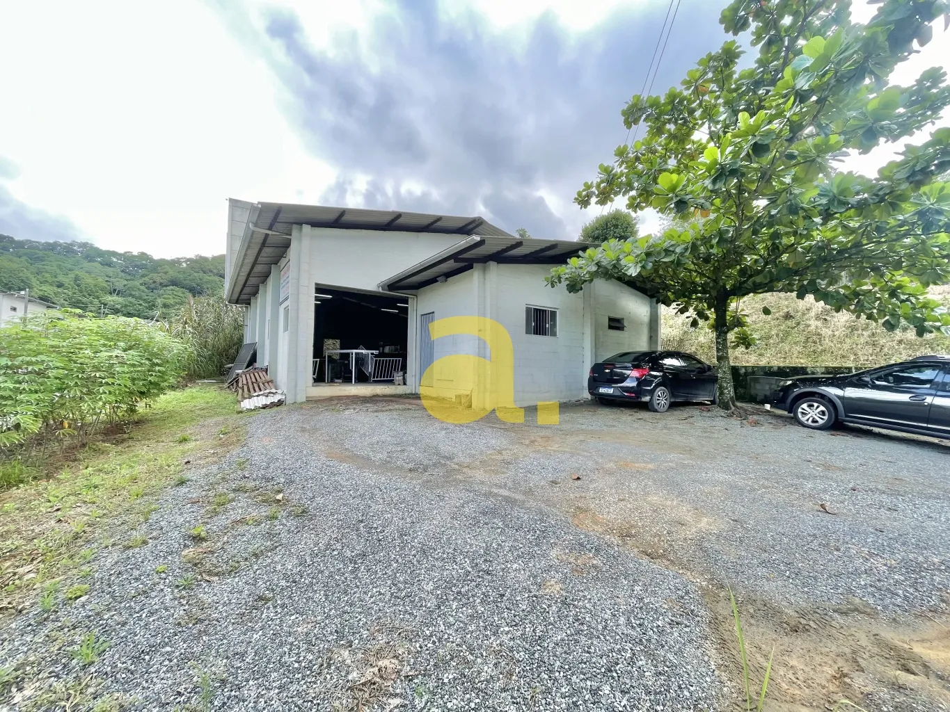 GALPÃO À VENDA NO BAIRRO FORTALEZA EM BLUMENAU - foto 1