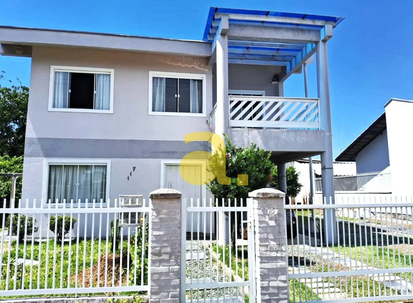 ÓTIMA CASA COM 3 QUARTOS, SENDO 1 SUITE, EM BARRA VELHA - SC - foto 1