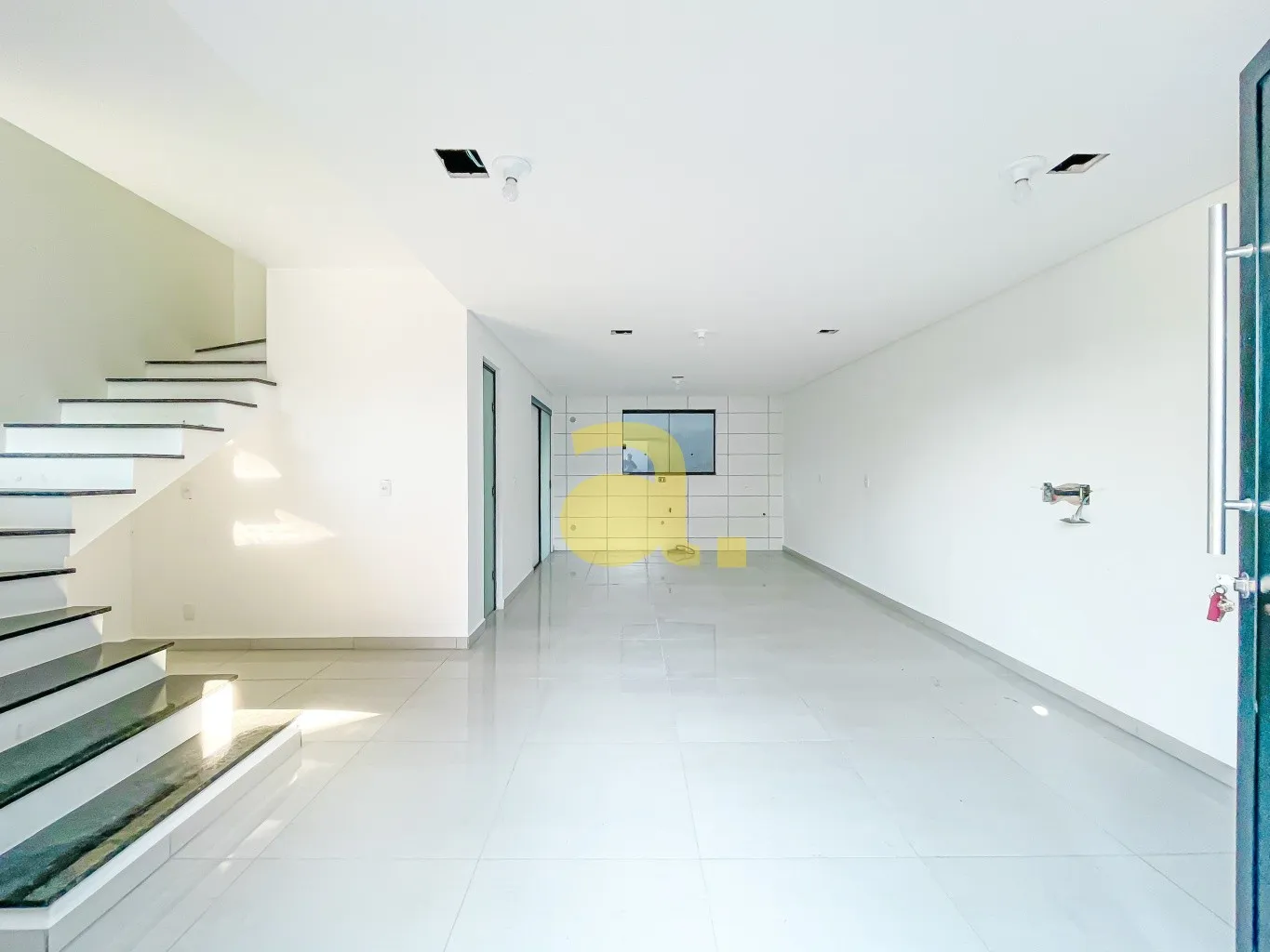 Sobrado de 3 quartos (1 suíte) | Bairro Tribess, Blumenau — foto 2