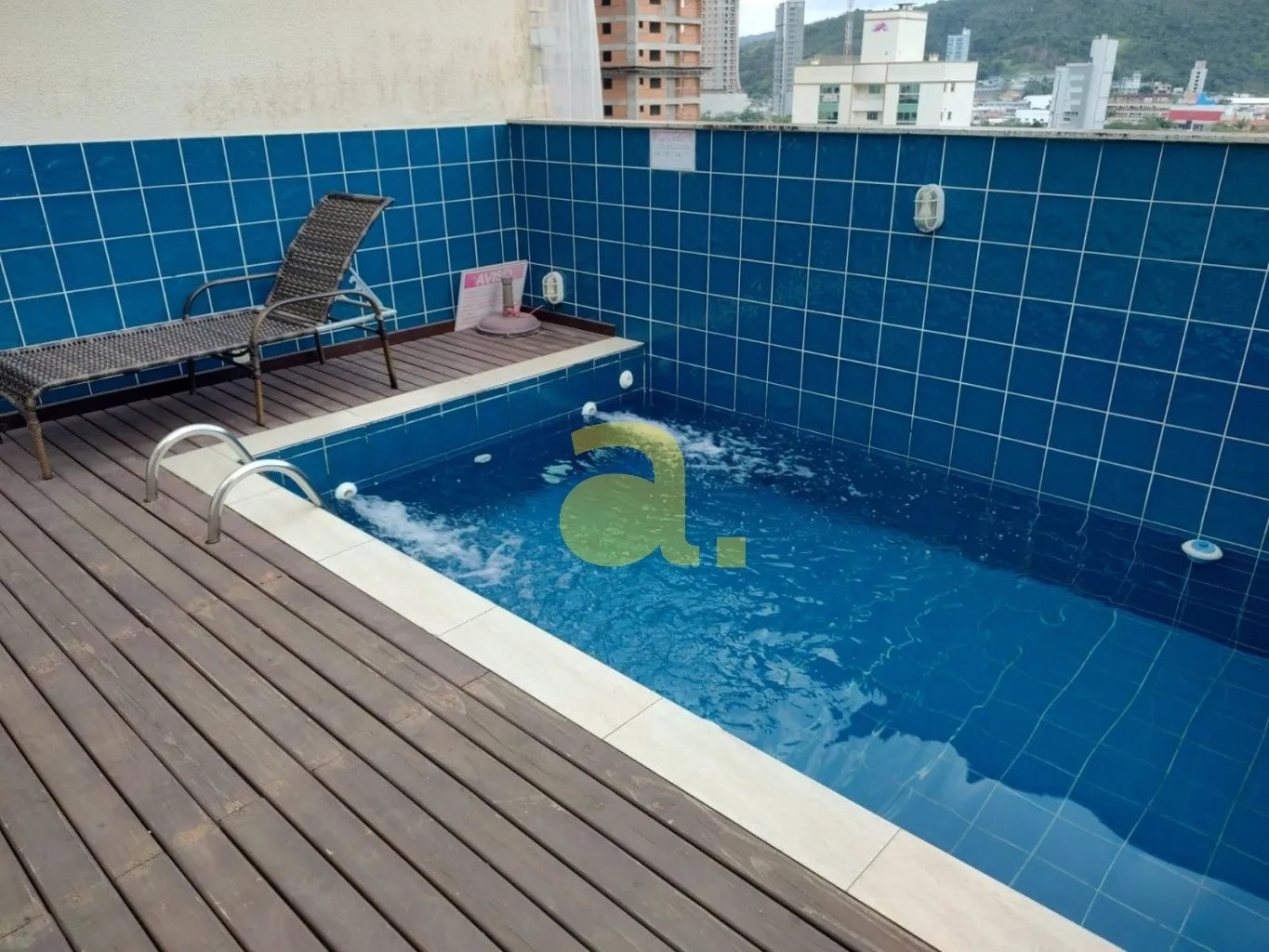 APARTAMENTO SEMI MOBILIADO DISTANTE 300M DO MAR EM PORTO BELO - foto 1