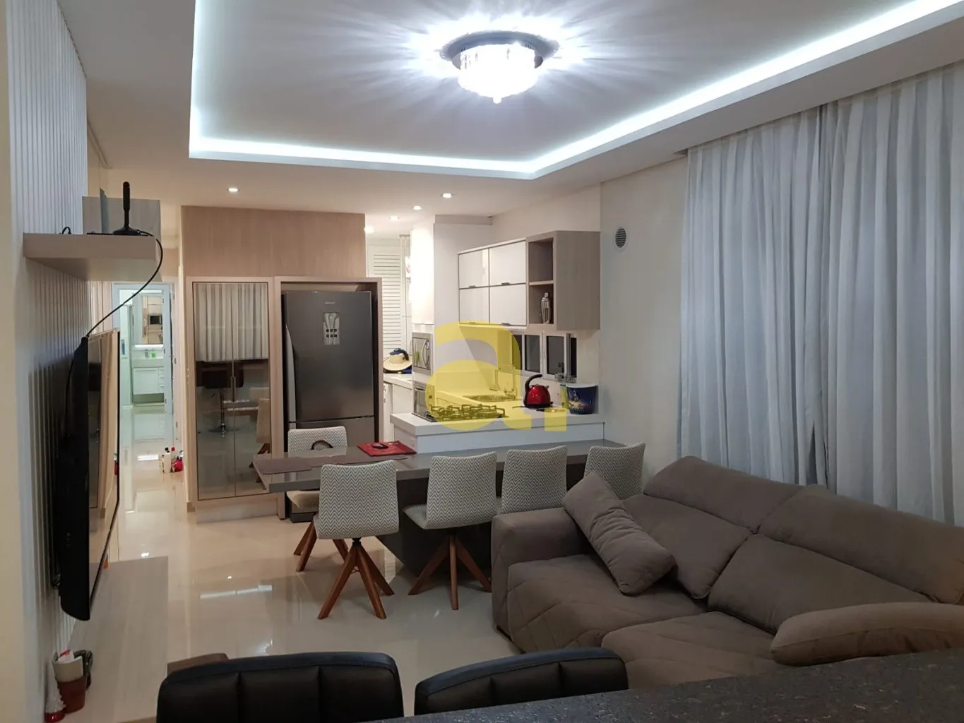 APARTAMENTO SEMI MOBILIADO DISTANTE 300M DO MAR EM PORTO BELO — foto 3
