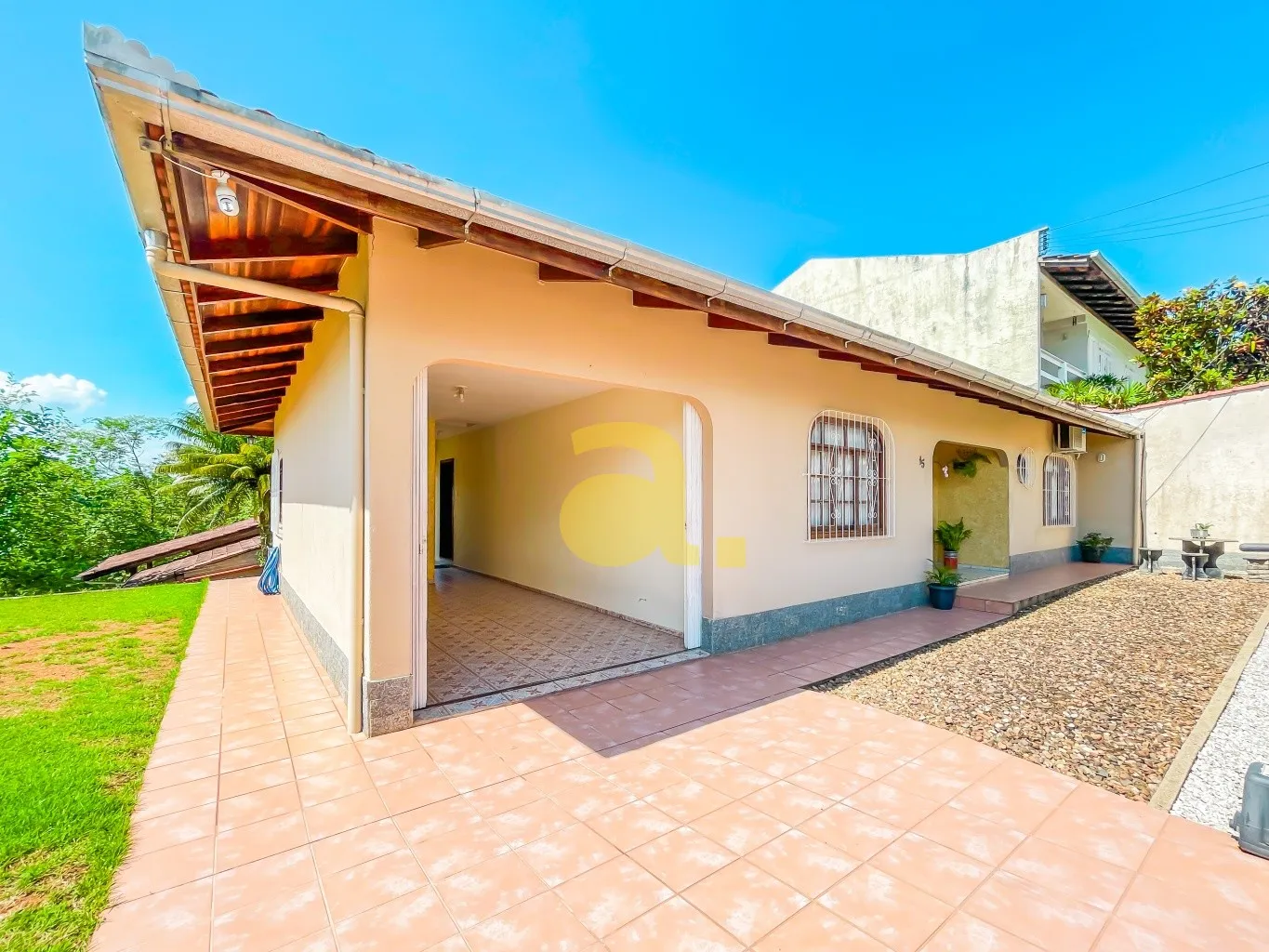 CASA AVERBADA NA FORTALEZA, BLUMENAU — foto 3